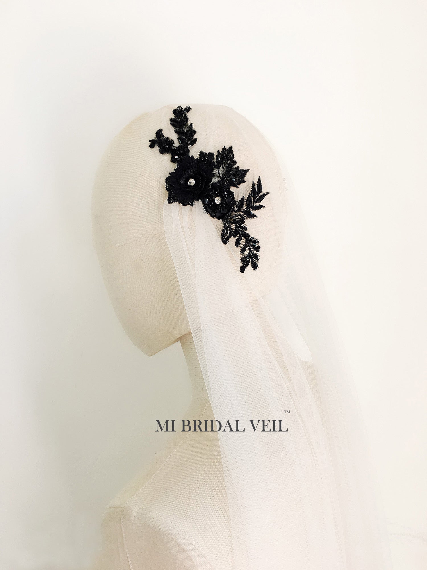 Cap Wedding Veil, Juliet Cap Veil, Vintage Style Veil, Beaded Black Wedding Veil, Boho Bridal Veil