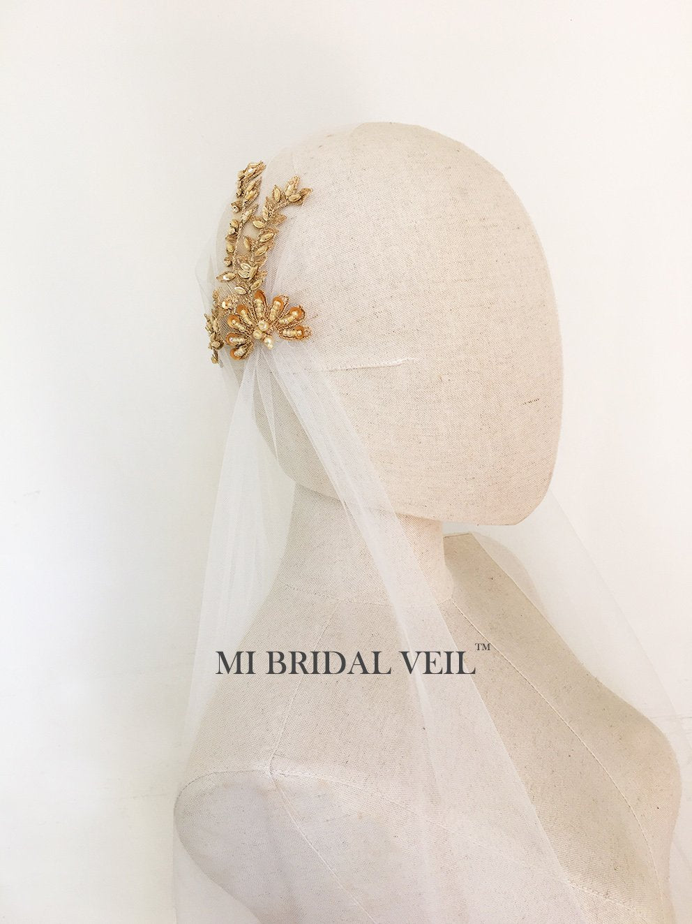 Juliet Cap Veil, Cap Wedding Veil, Beaded Vintage Lace Juliet Cap Wedding Veil