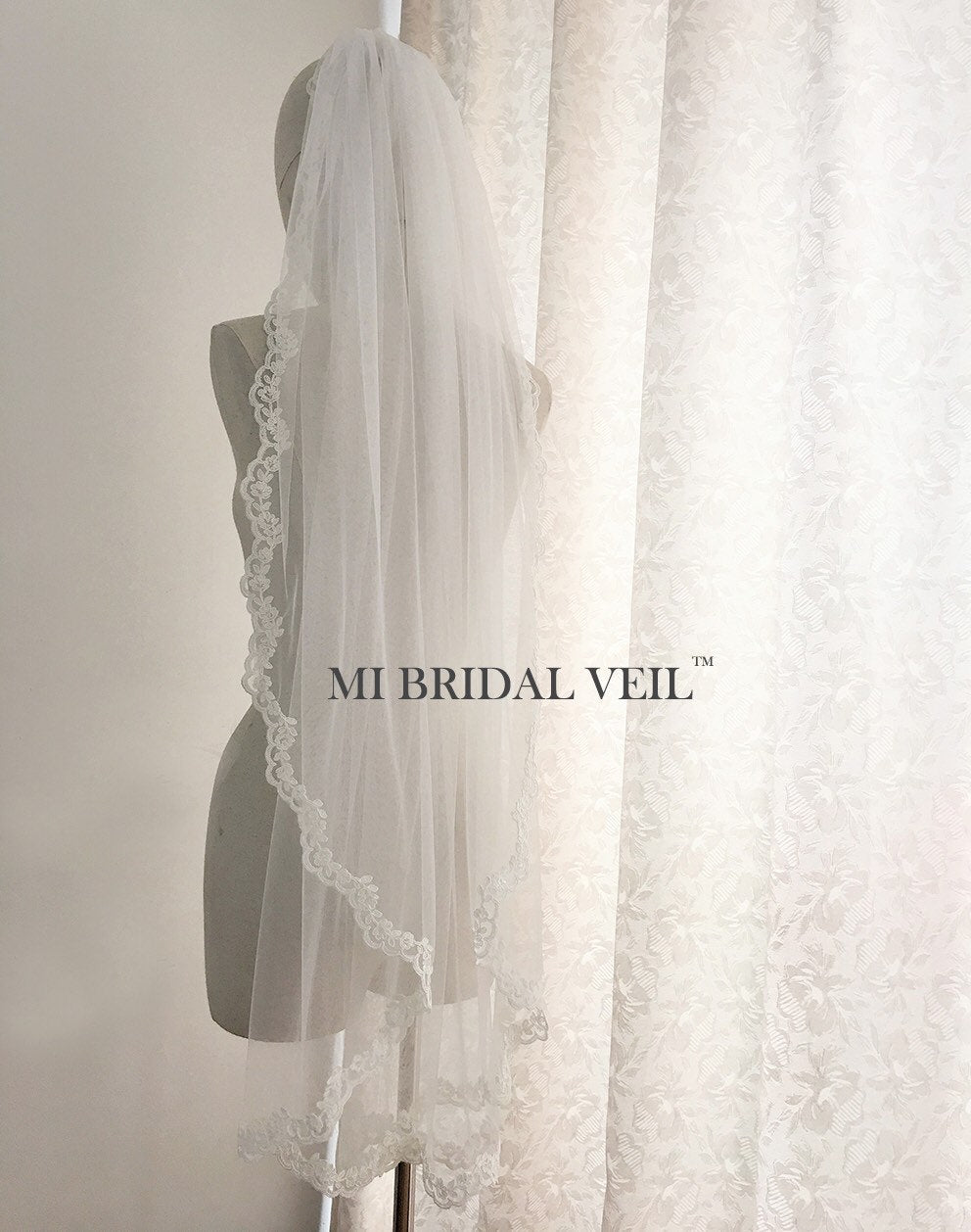 Lace Wedding Veil, Vintage Inspired Small Rose Fingertip Bridal Veil, Mi Bridal