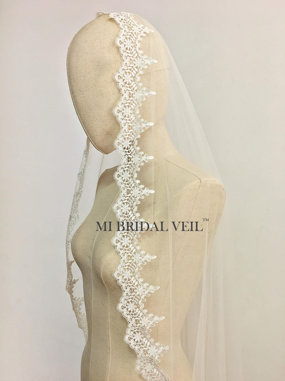 Mantilla Lace Veil, Venice Crochet Lace Bridal Veil, Rose w Leaf Lace Mi Bridal