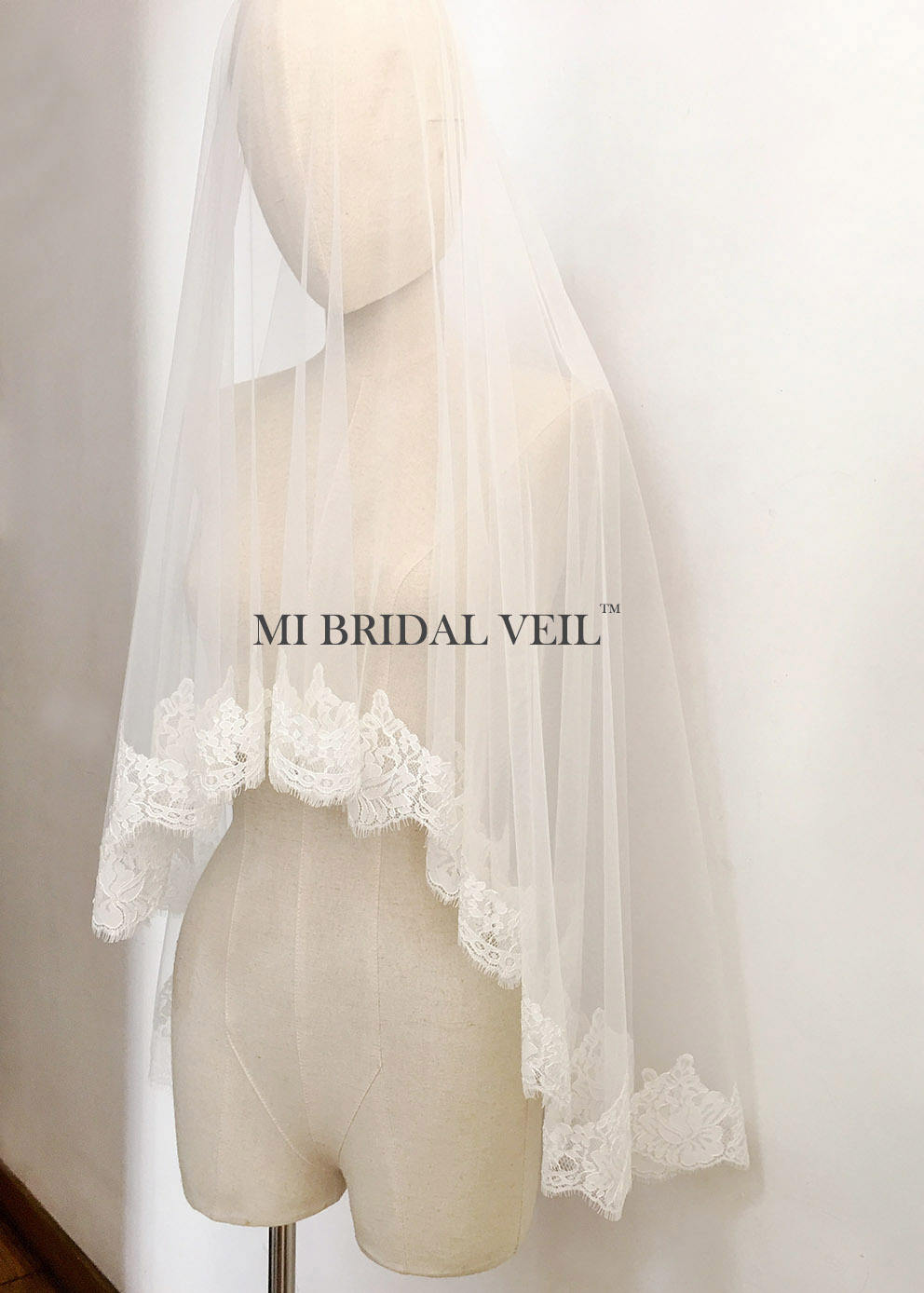 Mantilla Lace Wedding Veil, Chantilly Rose Lace Birdal Veil, Mi Bridal