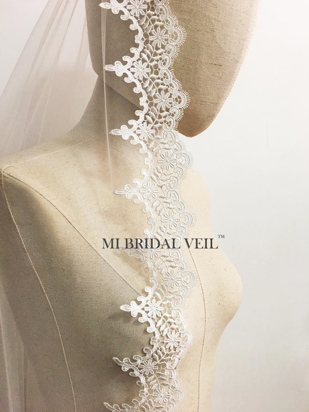 Mantilla Lace Veil, Venice Crochet Lace Bridal Veil, Rose w Leaf Lace Mi Bridal