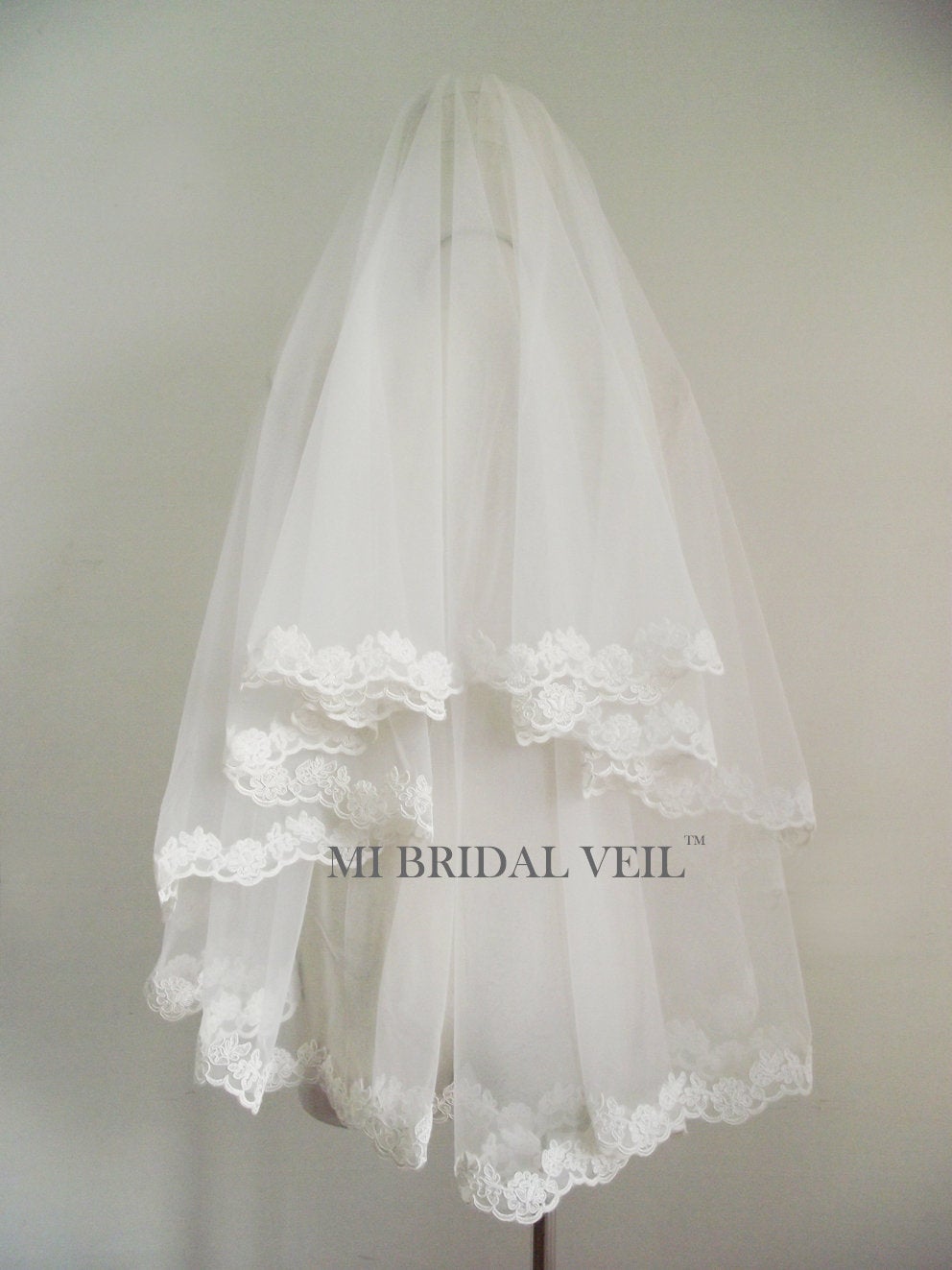 Lace Wedding Veil, Mantilla Rose Lace Veil, Bridal Veil w Blusher Fingertip, Mi Bridal