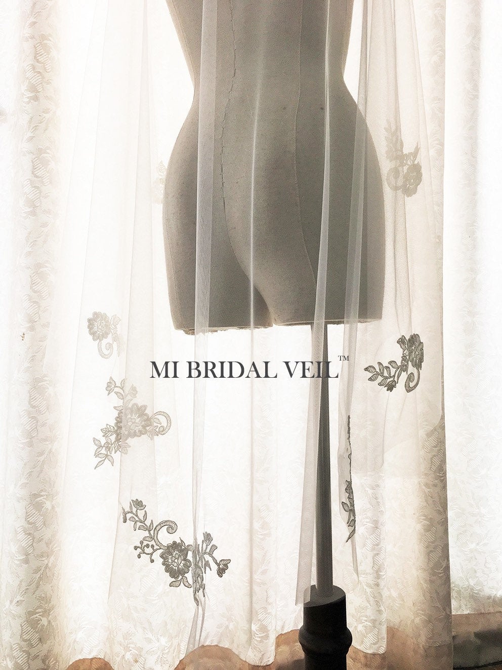 Mantilla Veil, Vintage Inspired Lace Appliqués Cap Veil, Mi Bridal