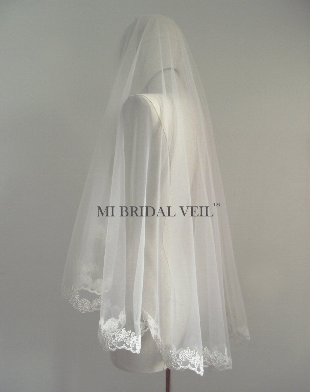 Lace Wedding Veil, Mantilla Rose Lace Veil, Bridal Veil w Blusher Fingertip, Mi Bridal
