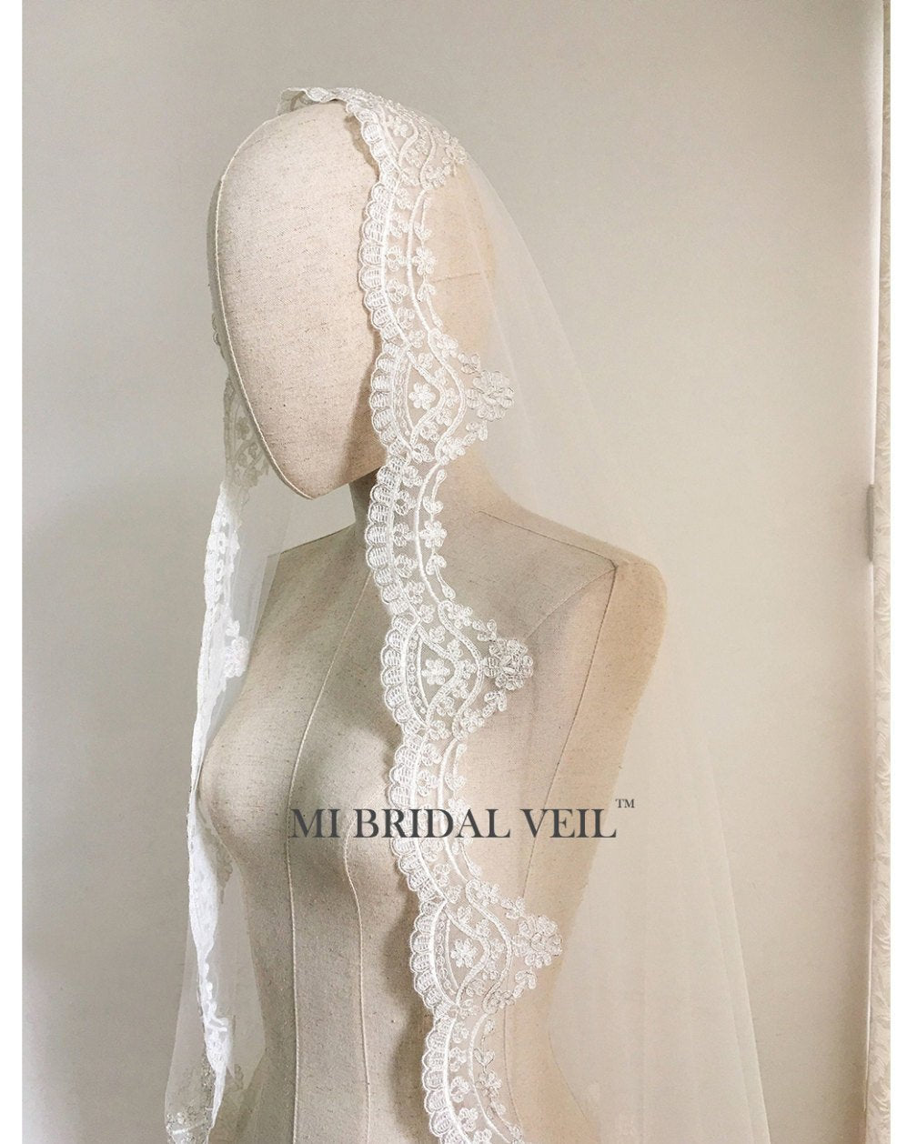 Mantilla Lace Veil, Vintage Inspired Lace Veil, Lace Wedding Veil Hip Length, Mi Bridal Veil, Hand Made