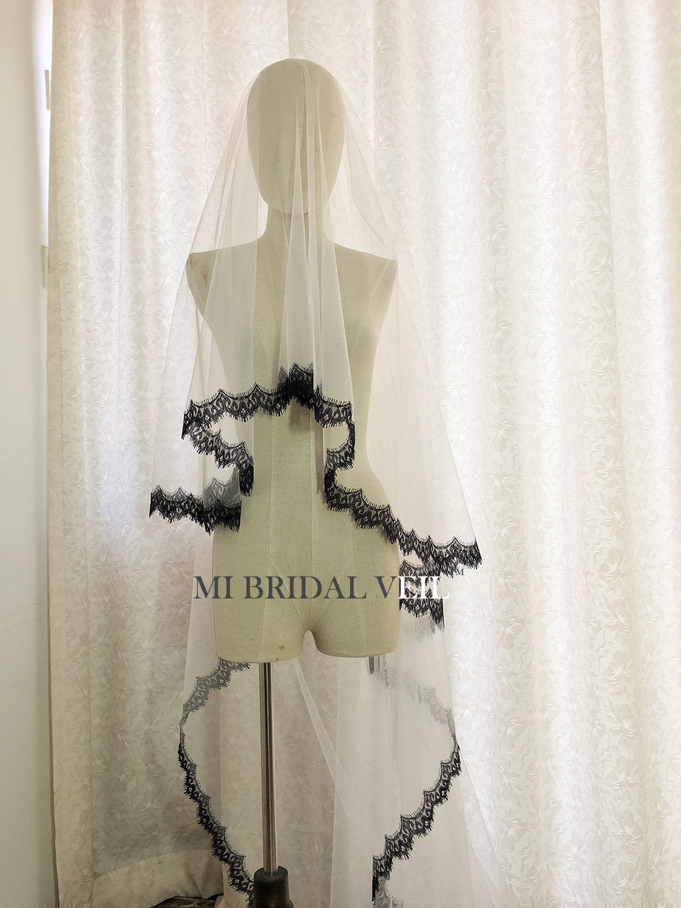 Black Chantilly Lace Mantilla Wedding Veil, Cathedral Bridal Veil, Mi Bridal