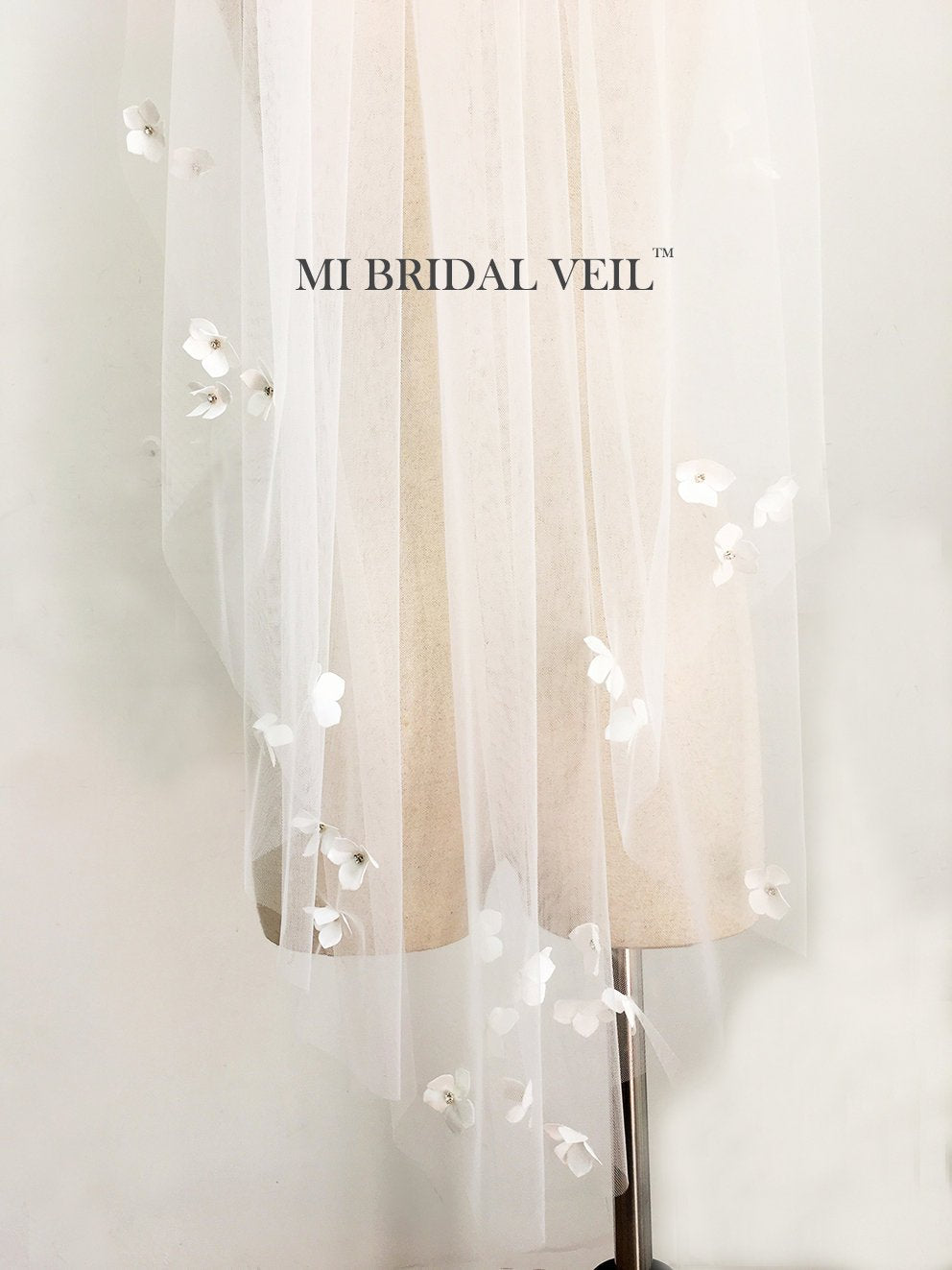Wedding Veil w Flower, Boho Fingertip Petal Bridal Veil, Satin Flower w Rhinestone Soft Bridal Veil, Mi Bridal
