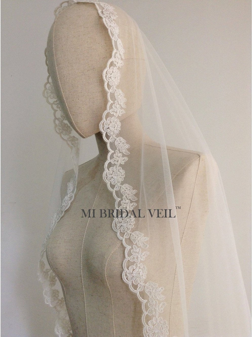 Lace Wedding Veil, Mantilla Rose Lace Veil, Bridal Veil w Blusher Fingertip, Mi Bridal