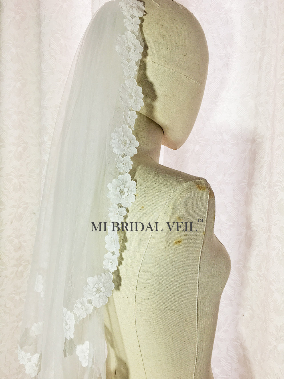 Lace Wedding Veil, Boho Flower Lace Bridal Veil Fingertip, Mi Bridal