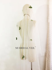 Juliet Cap Veil, Vintage Wedding Veil, Spring Forest Bridal Veil, Mi Bridal