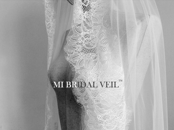 Cathedral Wedding Veil, Small Eyelash Chantilly Boho Lace Veil, Mi
