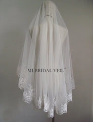 Mantilla Lace Wedding Veil, Floral w Leaf Lace Bridal Veil, Mi Bridal