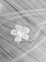 Wedding Veil with Flower, Beach Boho Petal Bridal Veil, Hand Sew Flower Mi Bridal