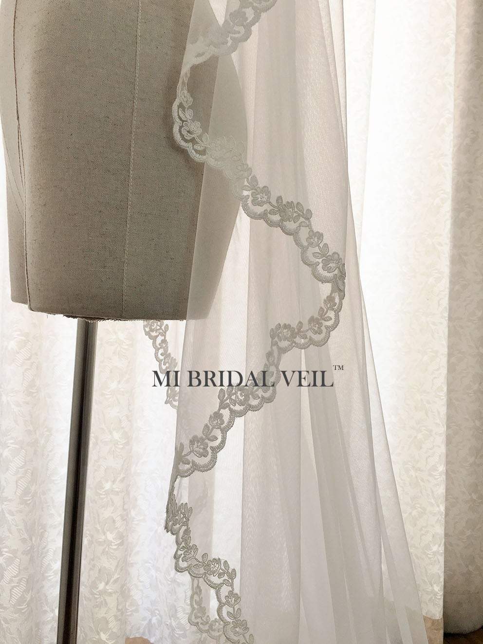 Mantilla Veil, Cathedral Lace Wedding Veil, Rose Lace Bridal Veil, Mi Bridal