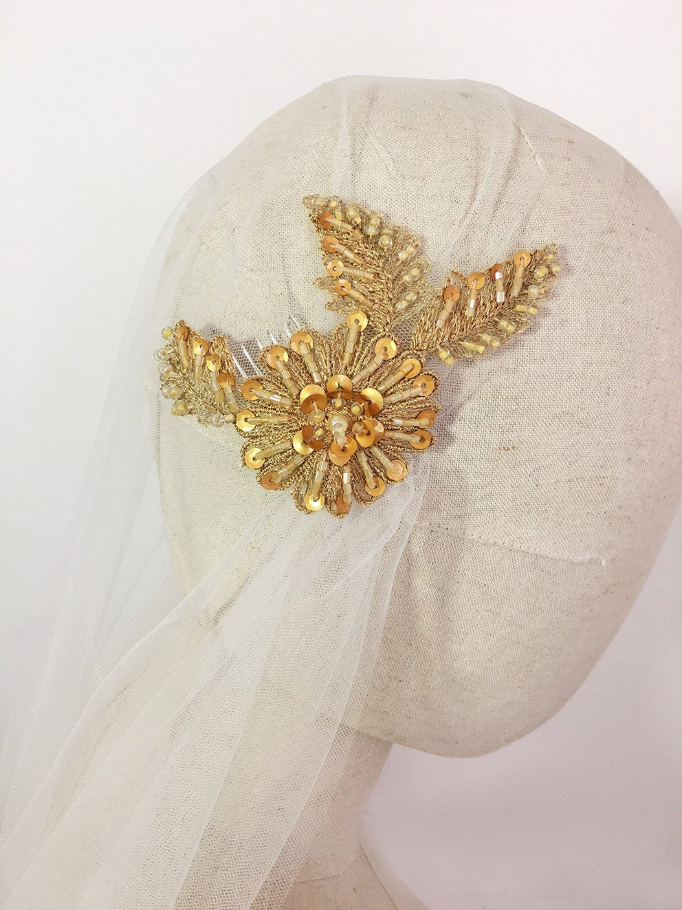 Juliet Cap Veil, Vintage Wedding Veil, Cap Wedding Veil with Beaded Lace