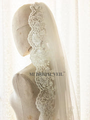 Lace Wedding Veil, Vintage Inspired Rose Lace Single Tier Bridal Veil, Mi Bridal