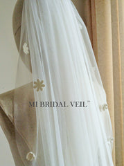 Wedding Veil with Flowers, Daisy Petal Boho Bridal Veil, Mi Bridal