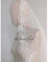 Mantilla Lace Wedding Veil, Floral w Leaf Lace Bridal Veil, Mi Bridal