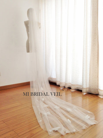Wedding Veil with Flower, Beach Boho Petal Bridal Veil, Hand Sew Flower Mi Bridal