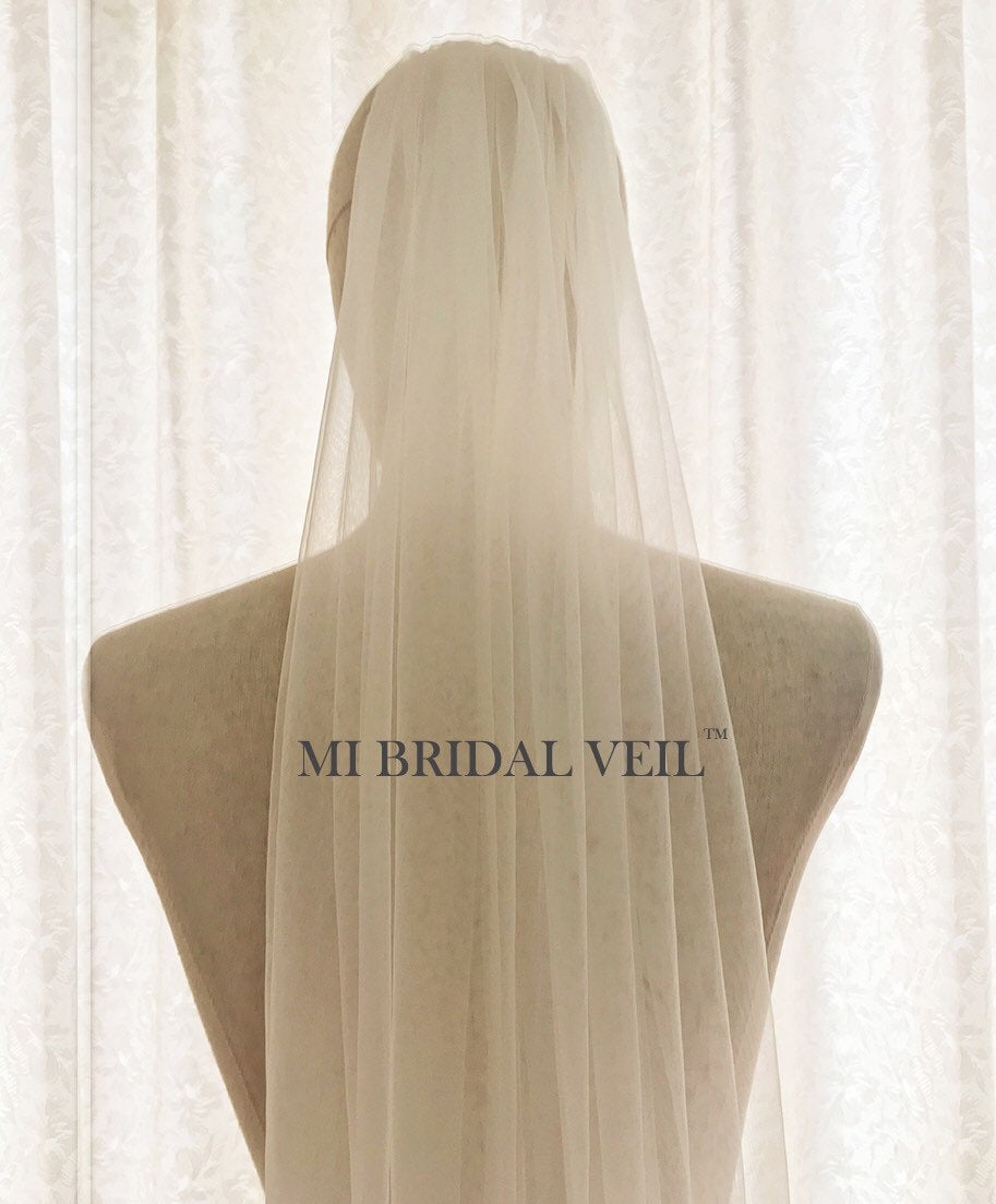 Wedding Veil, Soft and Sheer Tulle Bridal Veil, Smooth Tulle Veil in Fingertip, Floor, Chapel and Cathedral Length, Hand Sewn Metal Comb