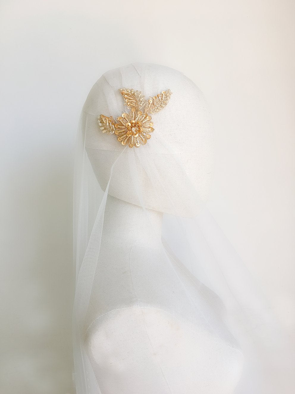 Long Vintage Juliet Cap Wedding Bridal Veils Cathedral Champagne Applique  Beaded